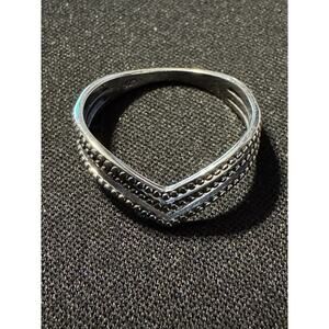 925 Sterling Silver Chevron Style 3 Wire Ring Size 7